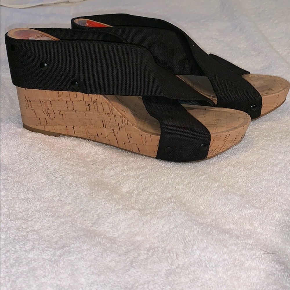 EUC Lucky Brand black stretchy straps/cork wedges - Picture 2 of 8